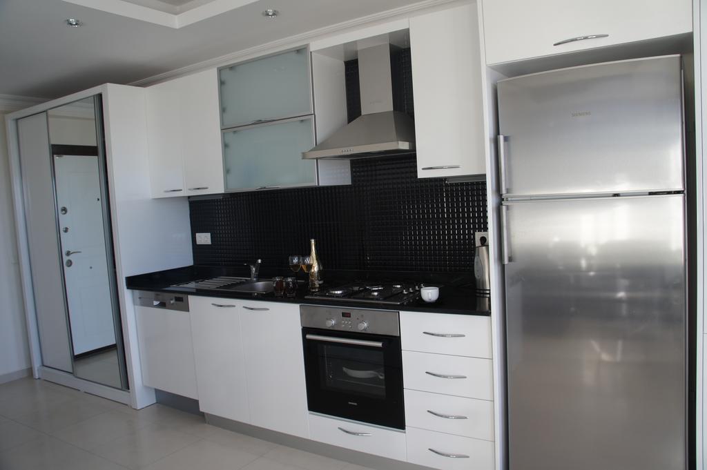 아브살라르 Sea View Studio In Orion Garden 아파트 객실 사진