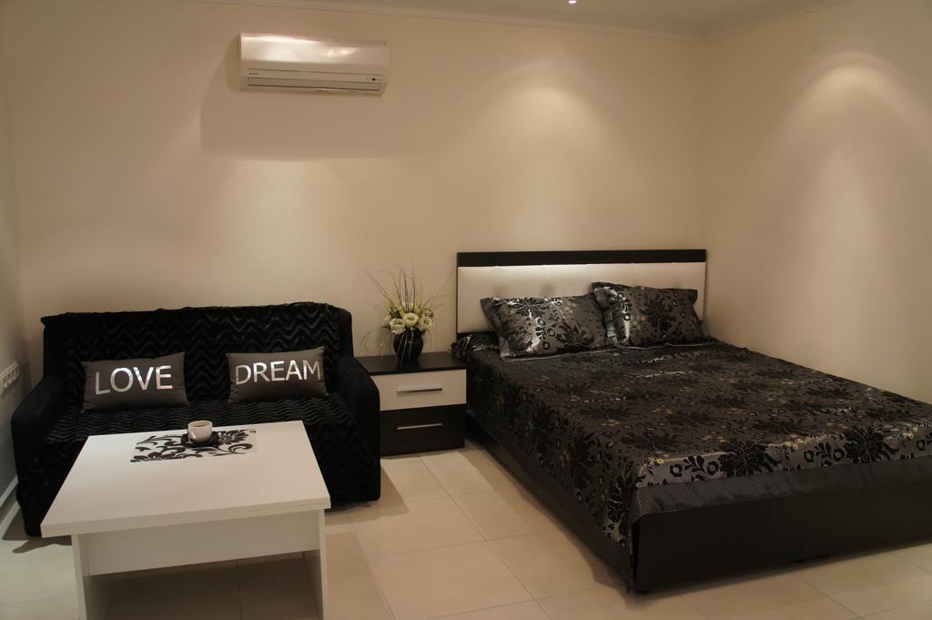 아브살라르 Sea View Studio In Orion Garden 아파트 객실 사진